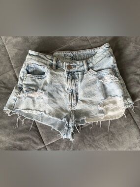 American Eagle Outfitters Light Blue Washed Denim Shorts Size 0
